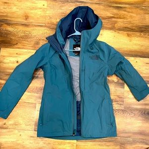 Impeccable North Face Women’s Triclimate Winter Coat